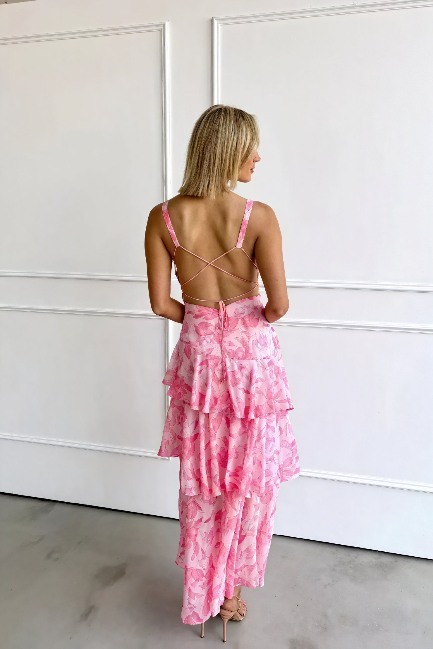 Desiré | Vestido con Estampado Floral y Escote Profundo