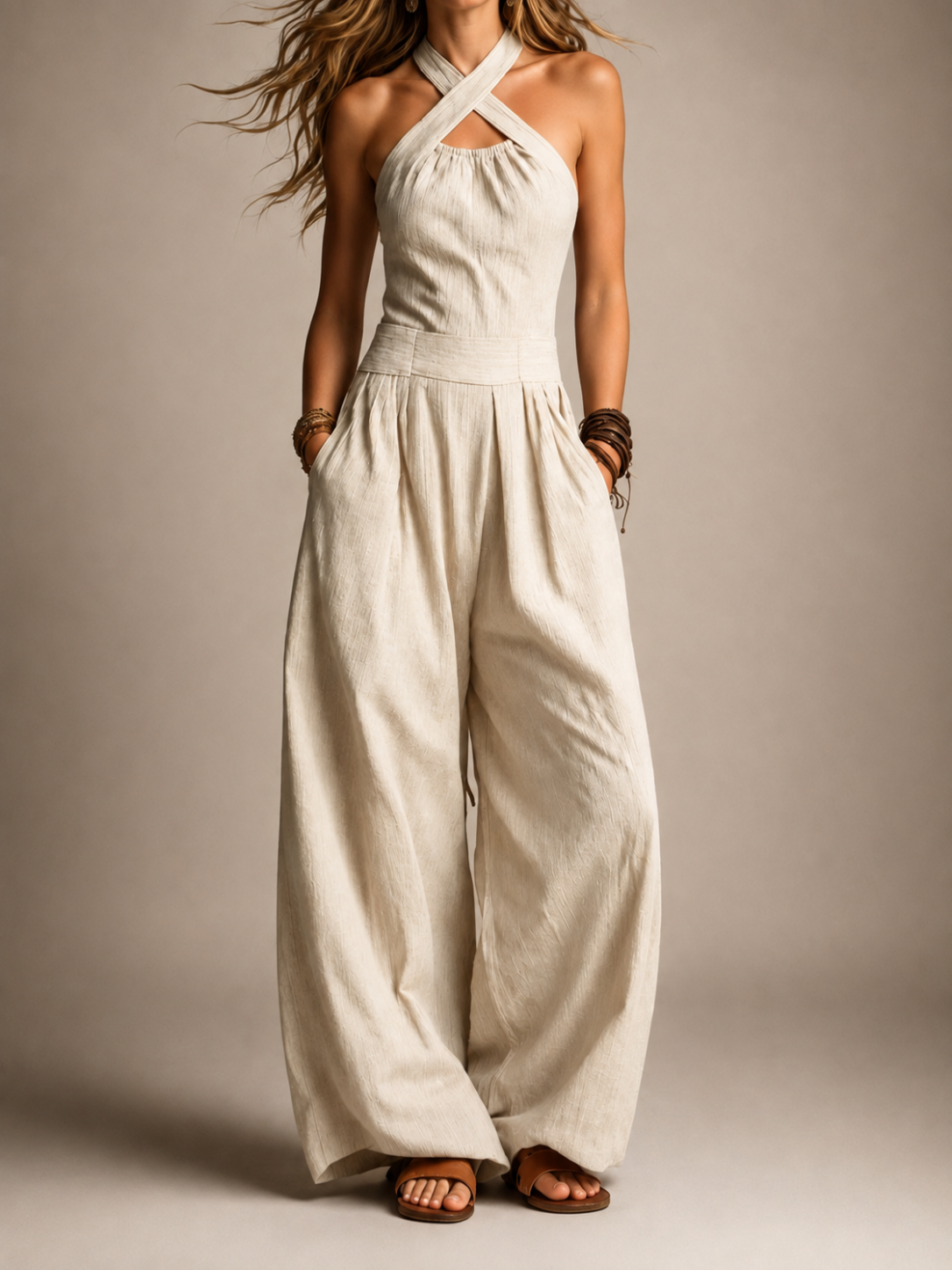 Desiré | Mono Elegante con Escote Cruzado