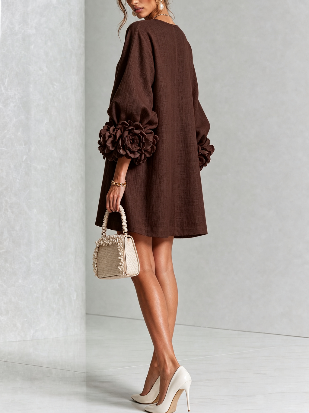 Vestido Elegante con Botones y Diseño Floral