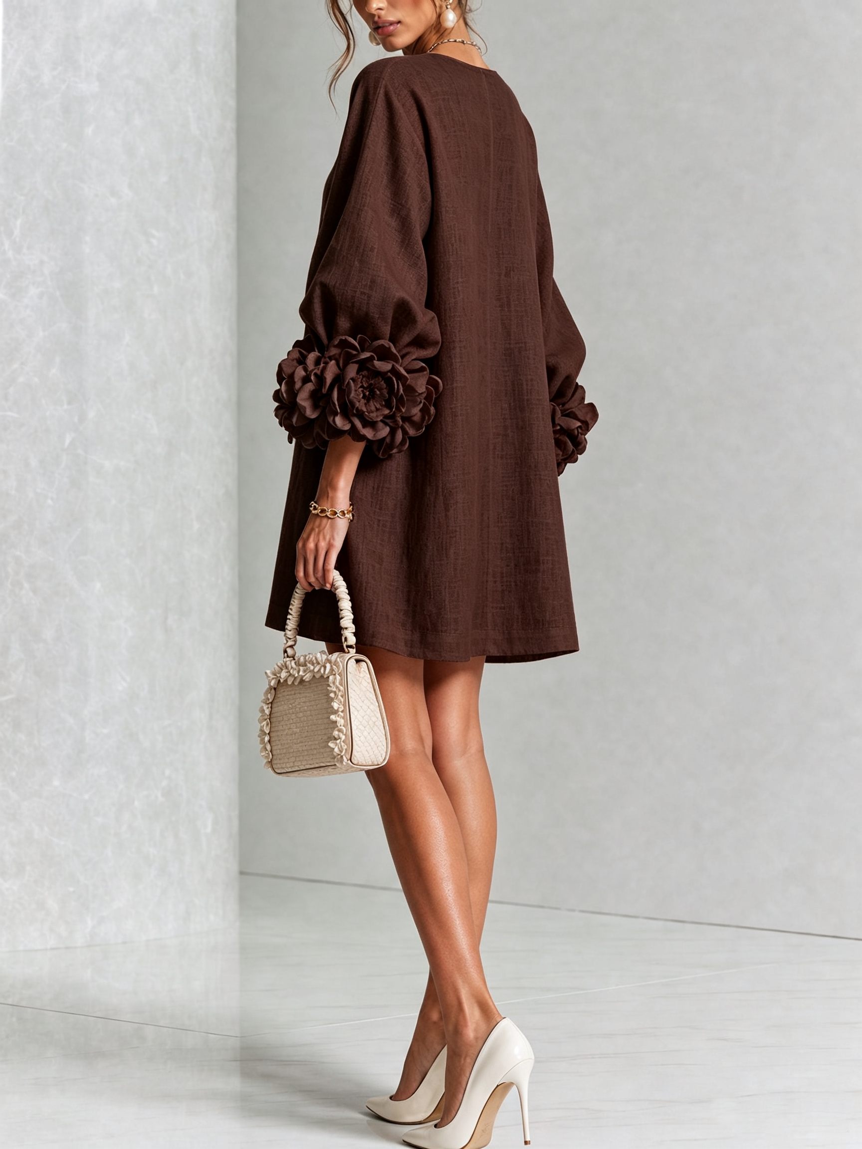 Vestido Elegante con Botones y Diseño Floral