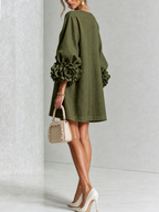 Vestido Elegante con Botones y Diseño Floral